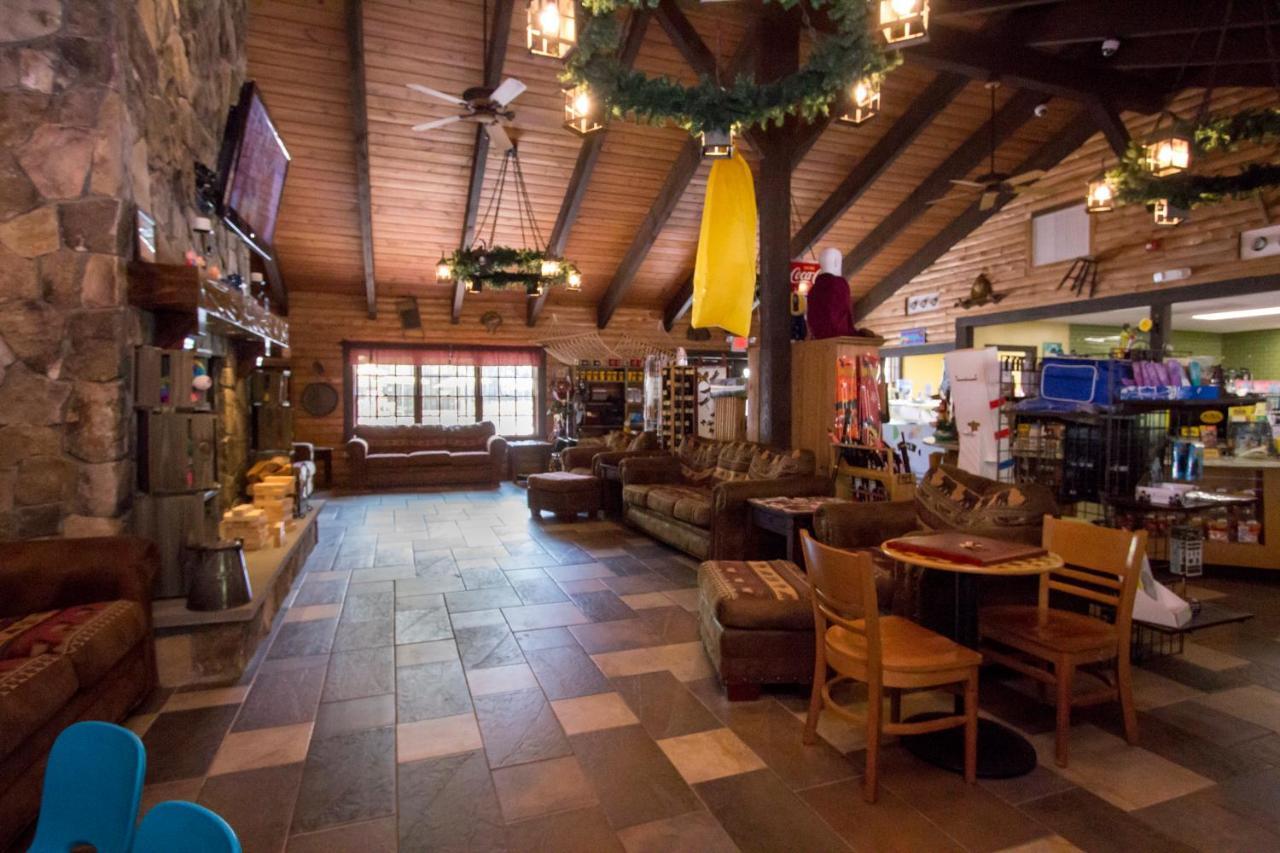 Richmond North / Kings Dominion Koa Hotel ดอสเวลล์ ภายนอก รูปภาพ